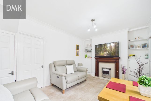 24 Zoar Avenue, Maesteg photo 3