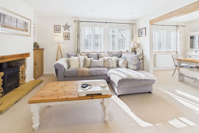 11 Peartree Close, Chipping Norton photo 3