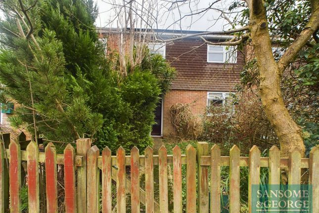 Terraced house for sale in Elmhurst, Tadley, Hampshire