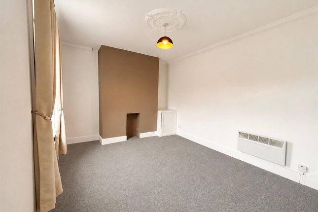 12, Dale View, Hebden Bridge photo 3