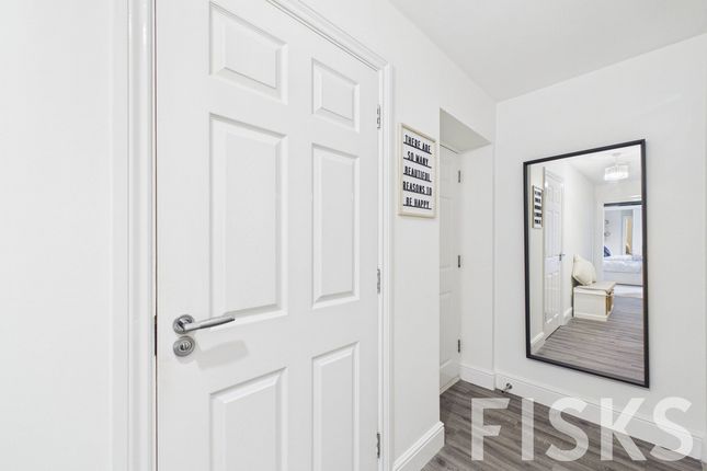 Flat Flat 7, 165, Kiln Road, Benfleet photo 3
