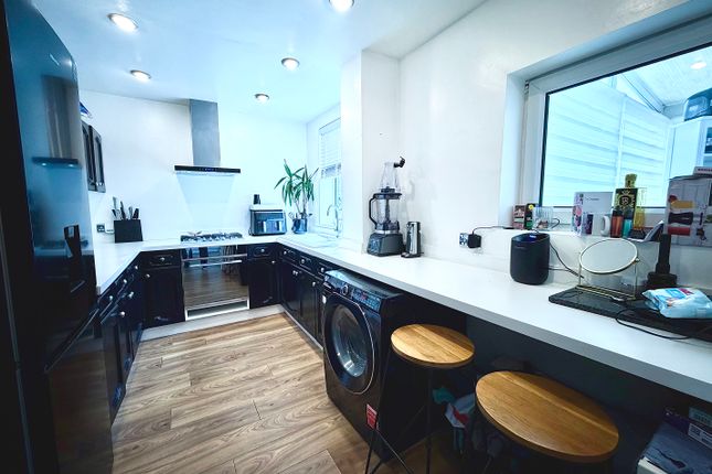 27, Fellbrigg Road, Sheffield photo 3