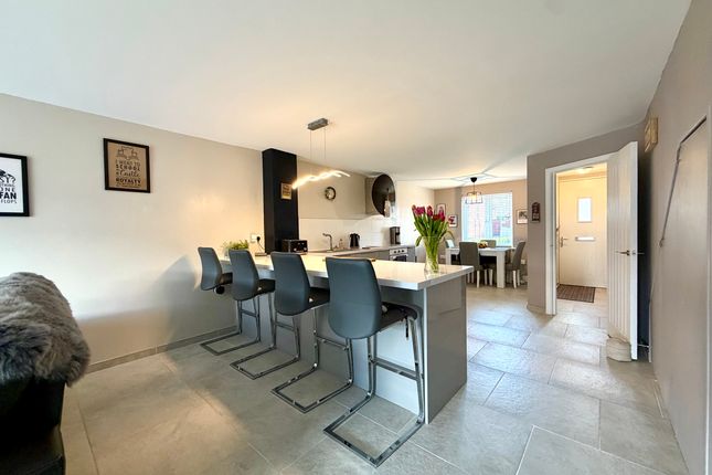 2, Pen Cerrig Rise,, Merthyr Tydfil photo 4