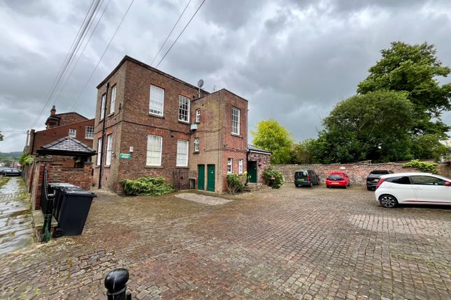 Flat C, Chapel Court,, Chapel Street, Cheshire photo 2