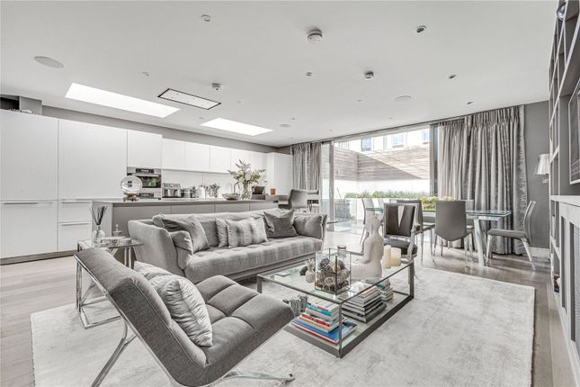 End terrace house for sale in Campana Road, Parsons Green