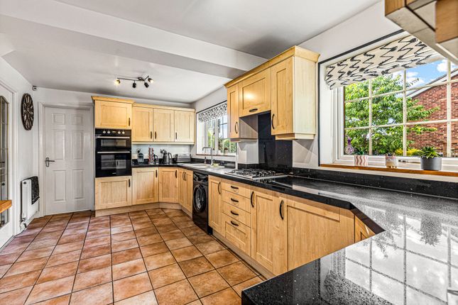 51 The Drive, Leicester photo 2