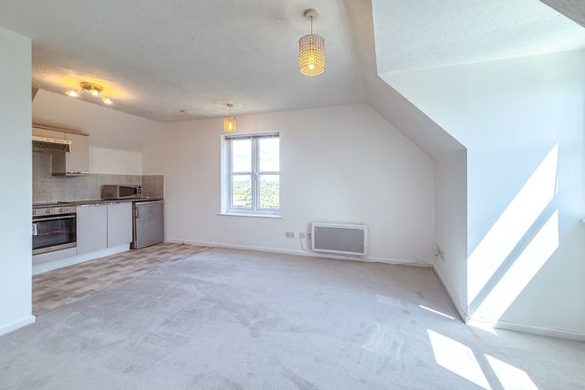 24 Canterbury House, Anglian Close, Watford photo 3