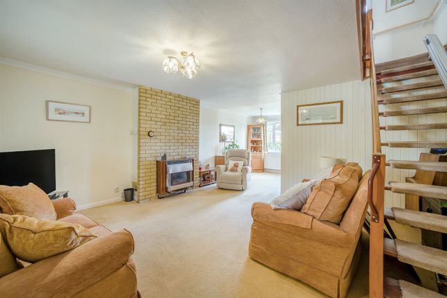 42, Maple Avenue, Bulwark, Chepstow photo 3