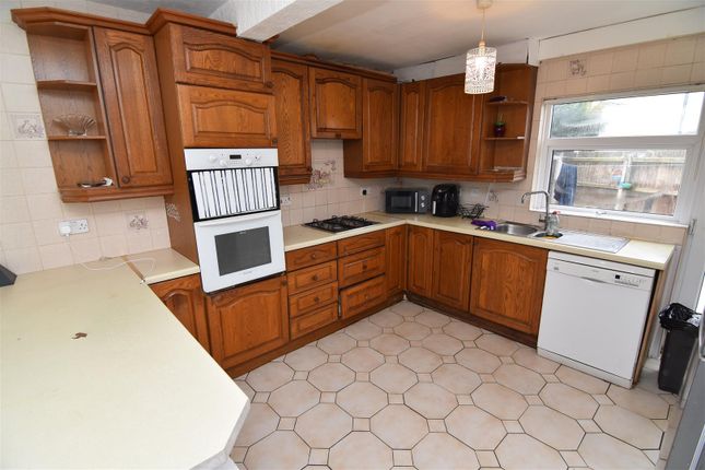68, Farnhurst Road, Birmingham photo 4