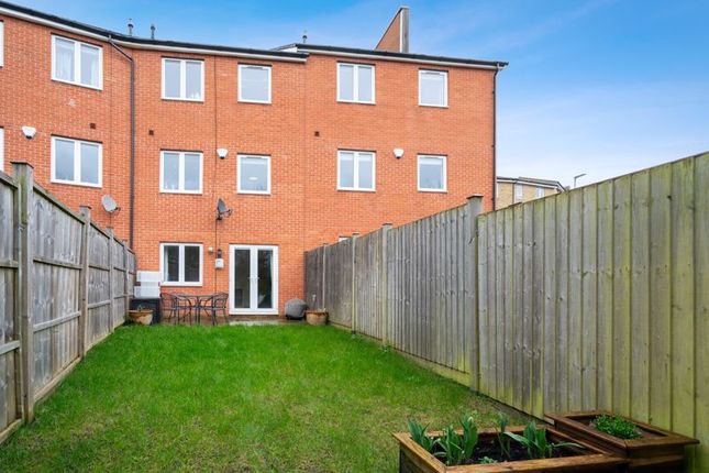 Terraced house for sale in The Roperies, High Wycombe