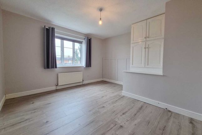 19, Dove Close, Sleaford photo 4