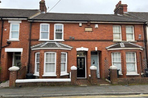 Thumbnail Property to rent in Sturges Road, Ashford