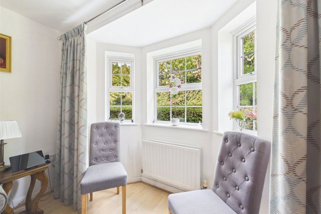 5, Pampas Court, Gloucester photo 4
