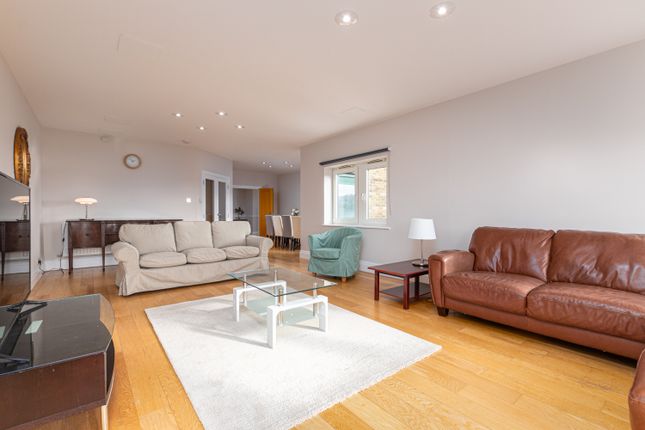 Thumbnail Flat for sale in Beckford Close, Warwick Road, London