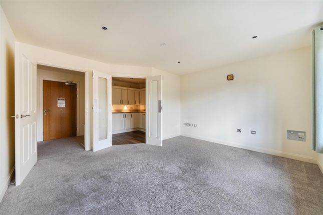 Hammond Way, Yateley photo 4