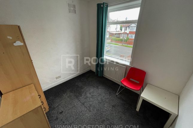 Terraced house to rent in St. Annes Road, Leeds