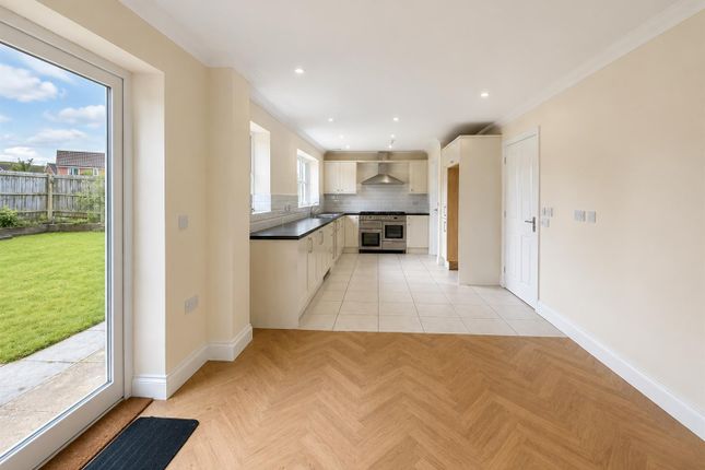 6, Mallard Way, Norwich photo 2