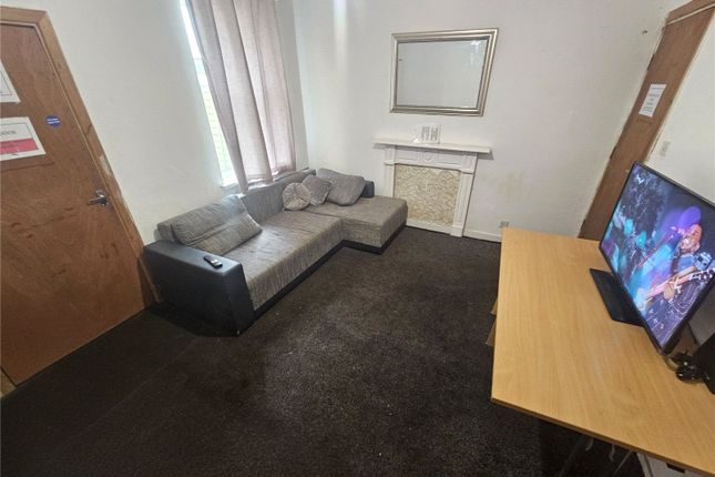 284, Hordern Road, West Midlands photo 2