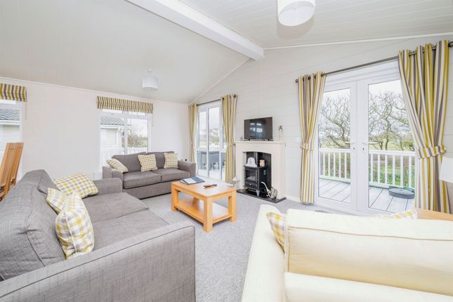 Mobile/park home for sale in Paston Road, Mundesley, Norwich