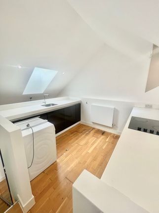 15, Reservoir Street, Salford photo 3