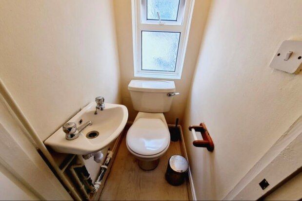 Room to rent in Charlotte Street, Leamington Spa