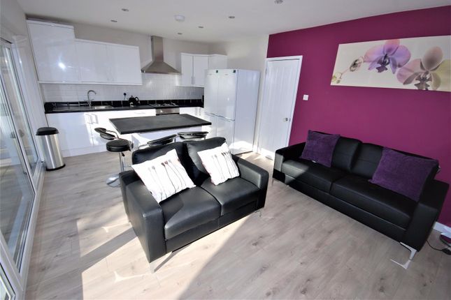 Room 3 5a, Coniston Road, Leamington Spa photo 4