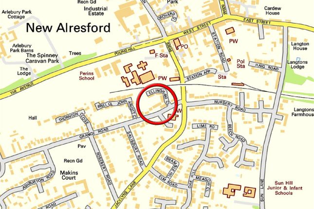 Flat for sale in Ellingham Close, Alresford