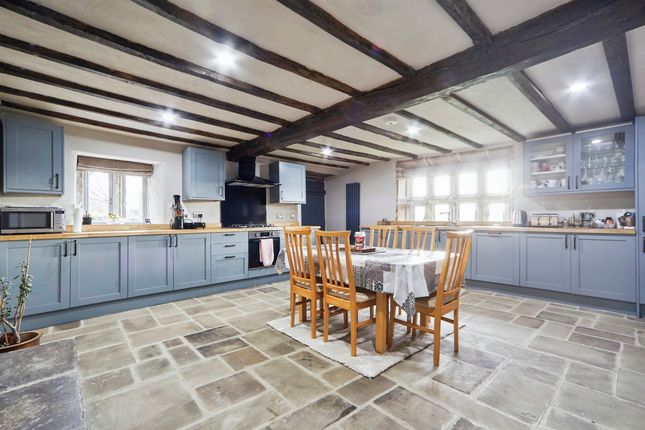 Dean House Farm, Allerton Lane, Bradford photo 3