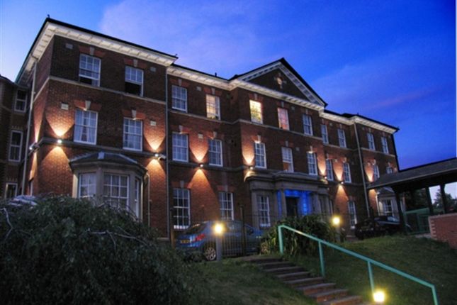 Exterior At Night (11) (Large).Jpg