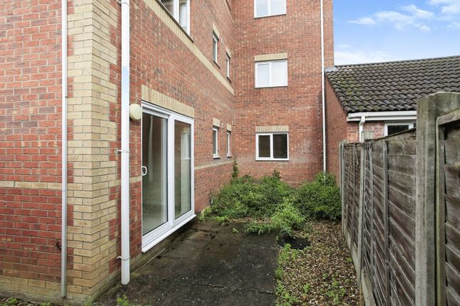 Flat for sale in Oaklands, Peterborough