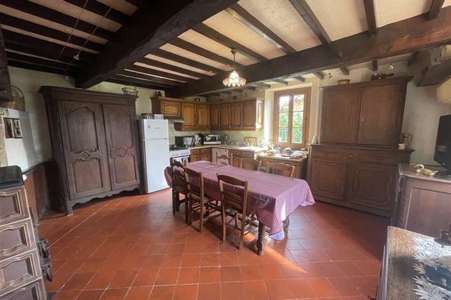 Farmhouse for sale in Ponsan-Soubiran, Midi-Pyrenees, 32300, France