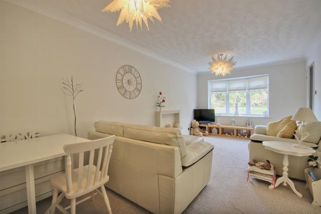 Minster Avenue, Beverley photo 2