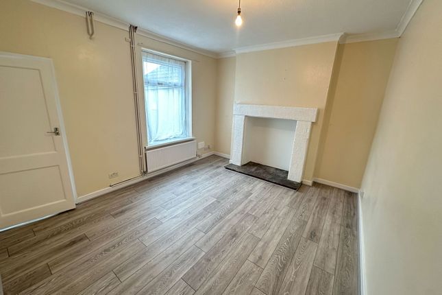 18, St. Davids Road, Ammanford photo 2