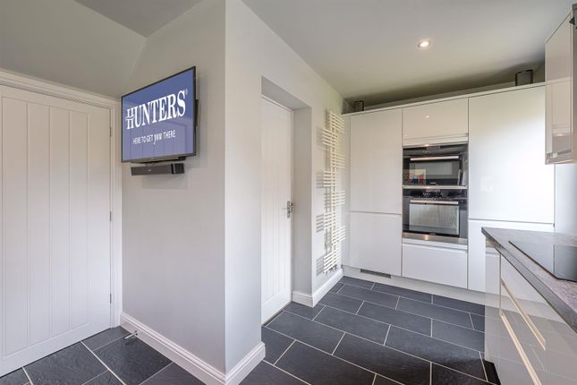 61, Belfry Drive, Stourbridge photo 4