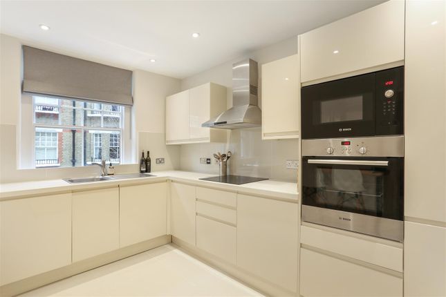 52, Marlborough, 61 Walton Street, London photo 2