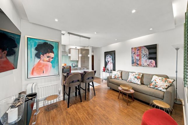 39, Highgate Edge, Great North Road, London photo 4
