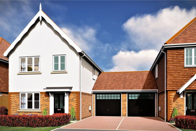 Thumbnail Link-detached house for sale in Chiltern View, Castlefield, Preston, Hertfordshire