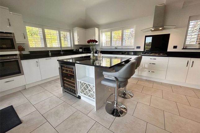 3, Greenlees Close, Wickham photo 2