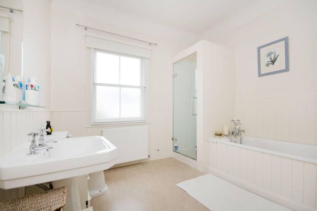 9, 44 Watts Street, Wapping photo 5