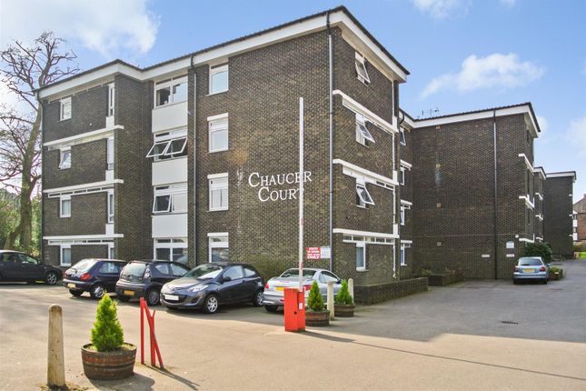 Flat to rent in New Dover Road, Canterbury