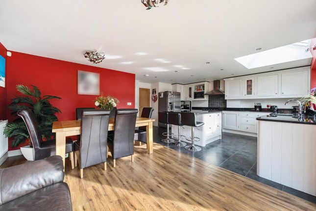 77, Pine Road, Chandlers Ford photo 4