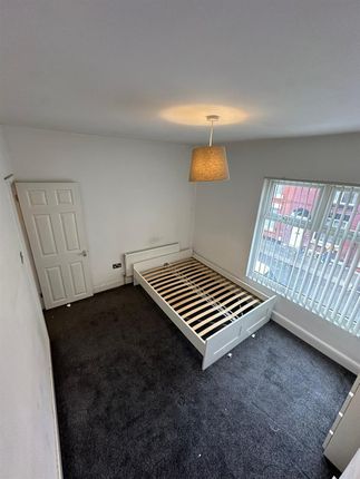 Terraced house to rent in Holmes Street, Liverpool