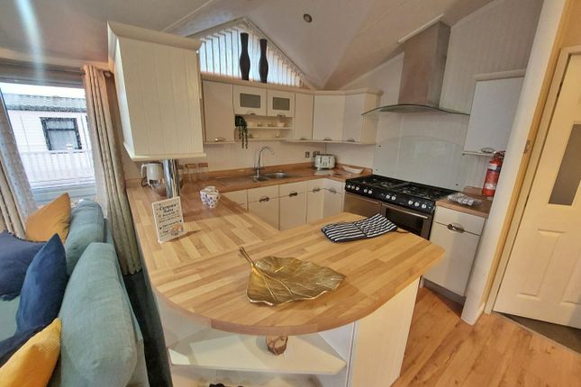 Willerby New Hampshire Manor Park Caravan Site, Manor Road, Norfolk photo 3