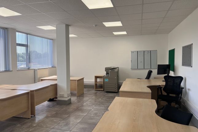 Thumbnail Office to let in The Guide Business Centre, Duttons Way, Blackburn