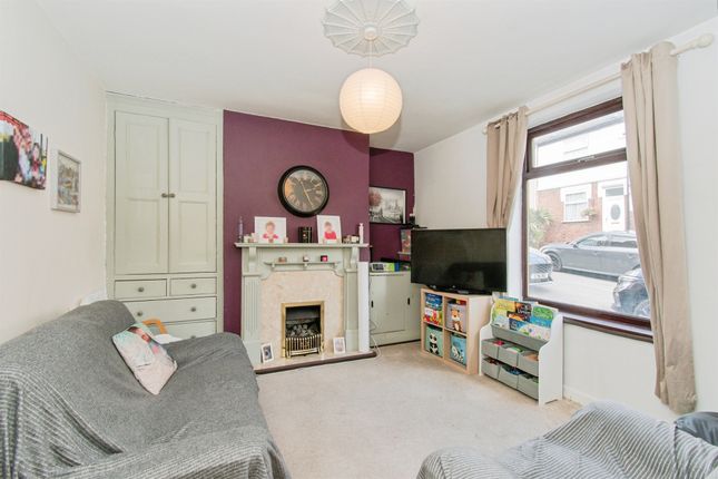 13, Bond Street, Pontefract photo 3