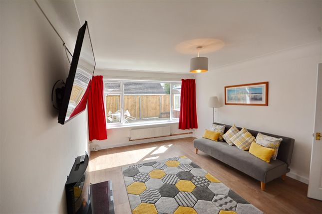 Waverton House, Spon Green, Buckley photo 5