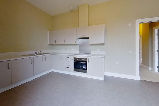 Flat to rent in Carrongrove House, Stein Crescent, Denny