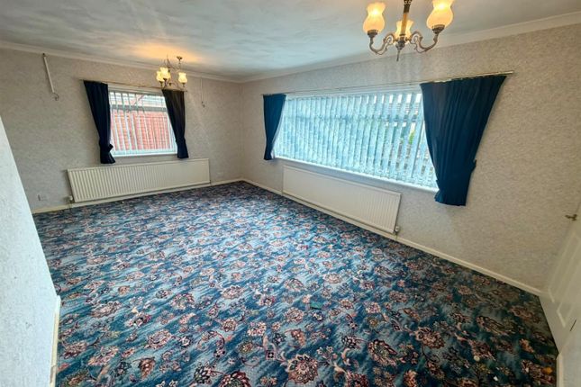 2, Ash Grove Close, Hereford photo 4