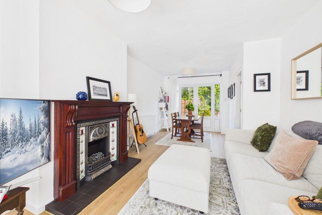 57 Canterbury Avenue, Lancaster photo 3