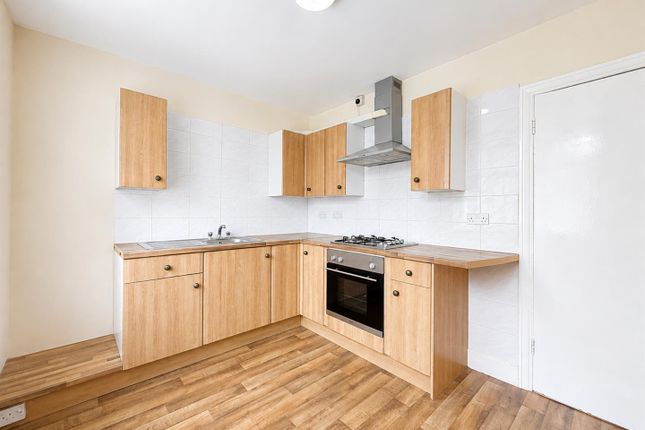 76A, Staines Road, Feltham photo 3